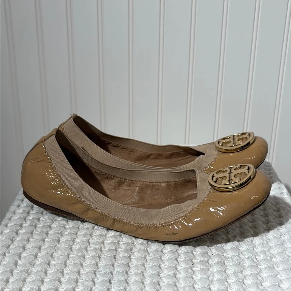 Tory Burch Tan Leather Reva Ballet Flats with Gold Logo